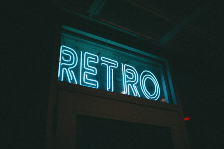 retrofuturistic 80s neon