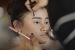 November 2025 makeup trends - Ultimate November 2025 Makeup Trends: Your Essential Guide to Flawless Beauty