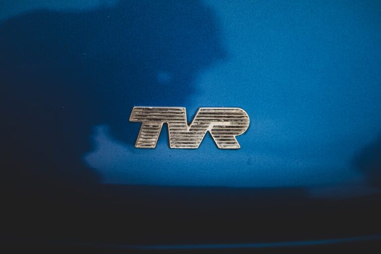 y2k revival metallic